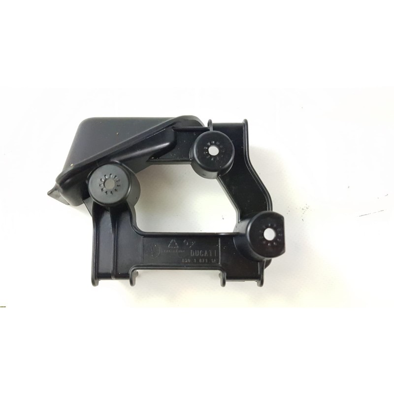 Plastic Ducati Diavel 14-16 83018711A-83018711A | RiMotoShop