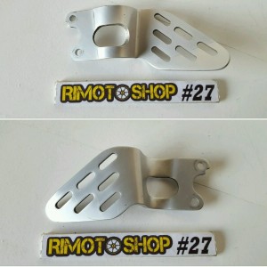 2003 2005 Yamaha YZF-R6 beat heel right footrest-PE4-9634.2D | RiMotoShop