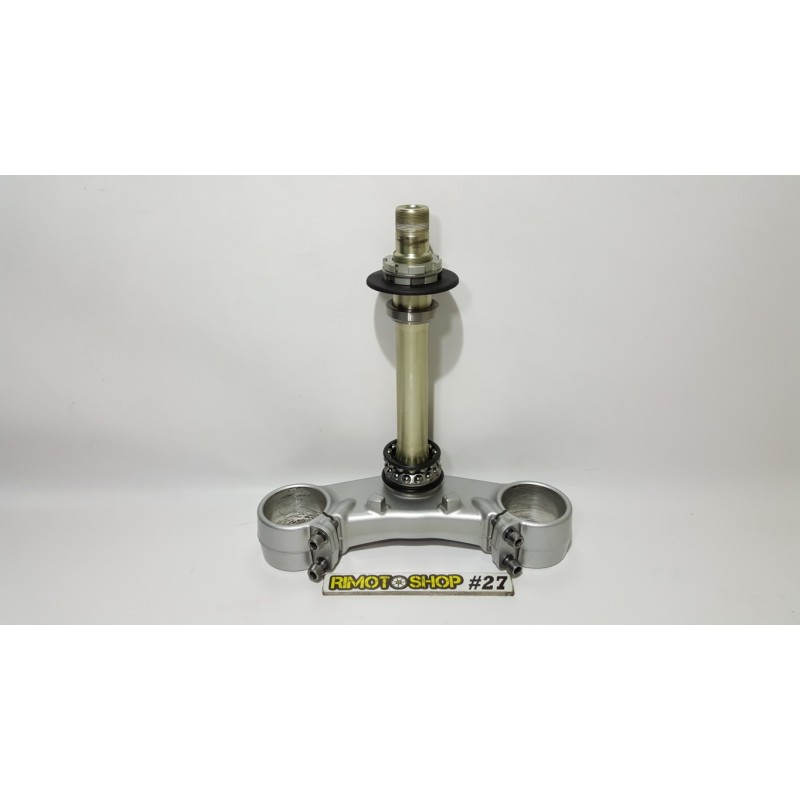 07 11 TRIUMPH 675 StreetTriple plaque fourchette inférieur-PI3-4288.5Y-RiMotoShop