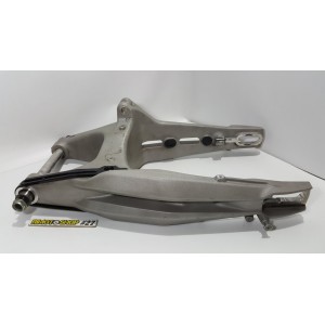 08 2010 APRILIA DORSODURO 750 forcellone posteriore-AL3-5078.1Y | RiMotoShop