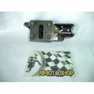 1999 2002 Yamaha YZF-R6 Sella Unlock-AL1-11015.6N | RiMotoShop
