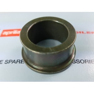 06 2010 APRILIA RS 125 Distanziale ruota anteriore-AP8161140 | RiMotoShop