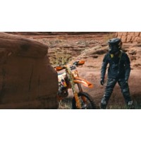 Motorcycle clothing